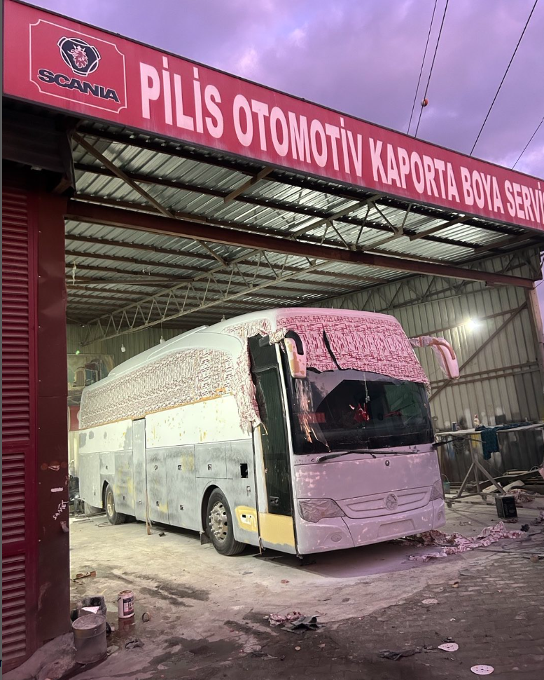 Otobüs ve kamyon kaporta-boya işlemi
